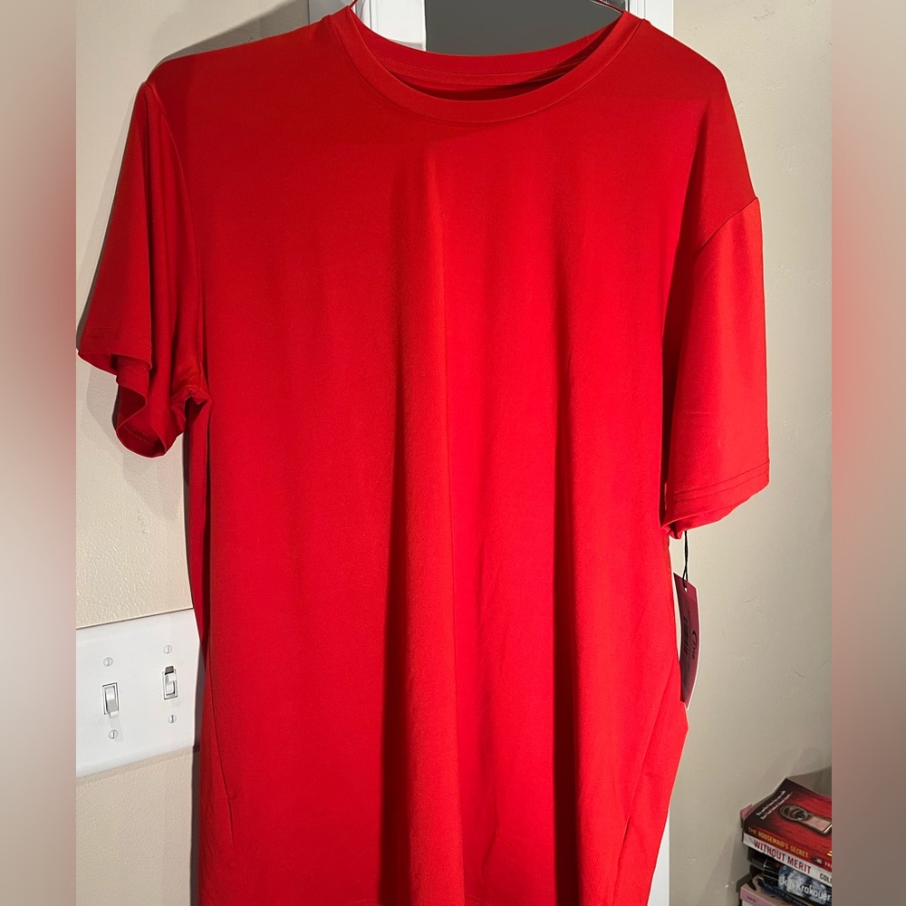 Men’s workout shirt